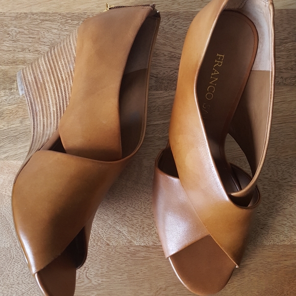 Franco Sarto Shoes - NIB - Franco Sarto brown wedges